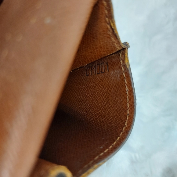 Authentic Vintage Louis Vuitton Monogram Cigarette Case - Picture 6 of 8